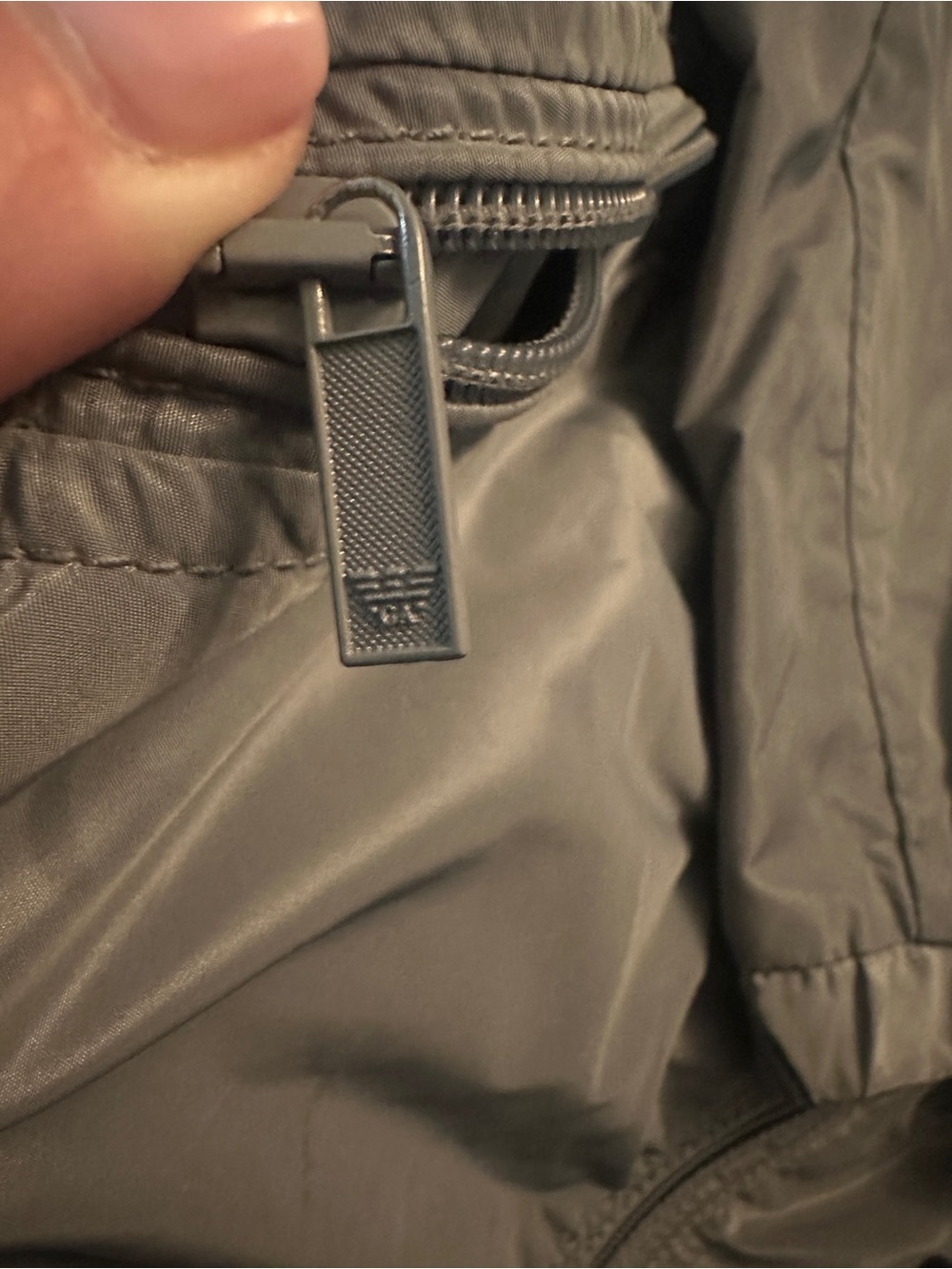 vintage Armani Jeans nylon windbreaker - Picture 6 of 6